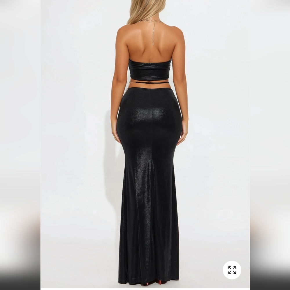 Black Two-Piece Maxi Skirt Set - Picture 2 of 3